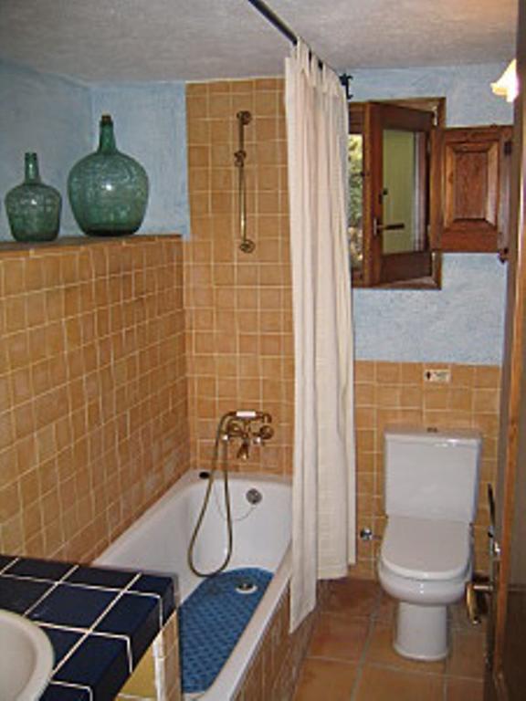 Mas Fuselles Villa Cornella de Terri Room photo
